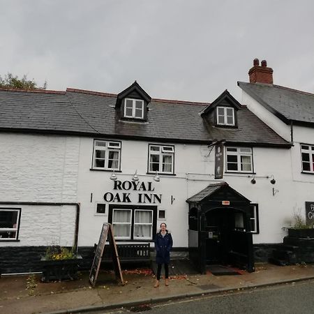 Hotel The Royal Oak Kington  Esterno foto