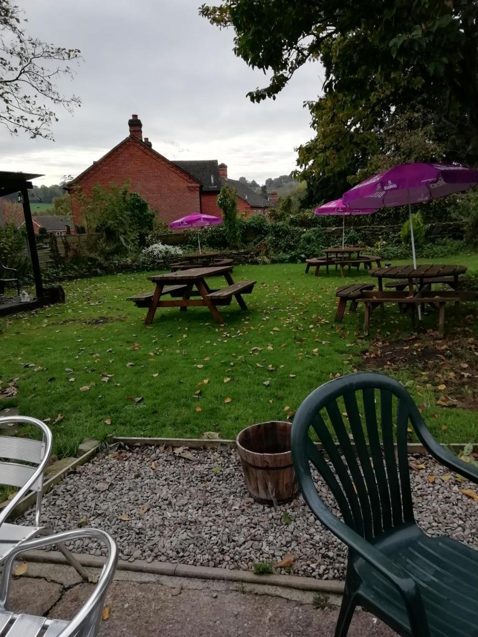 Hotel The Royal Oak Kington  Esterno foto